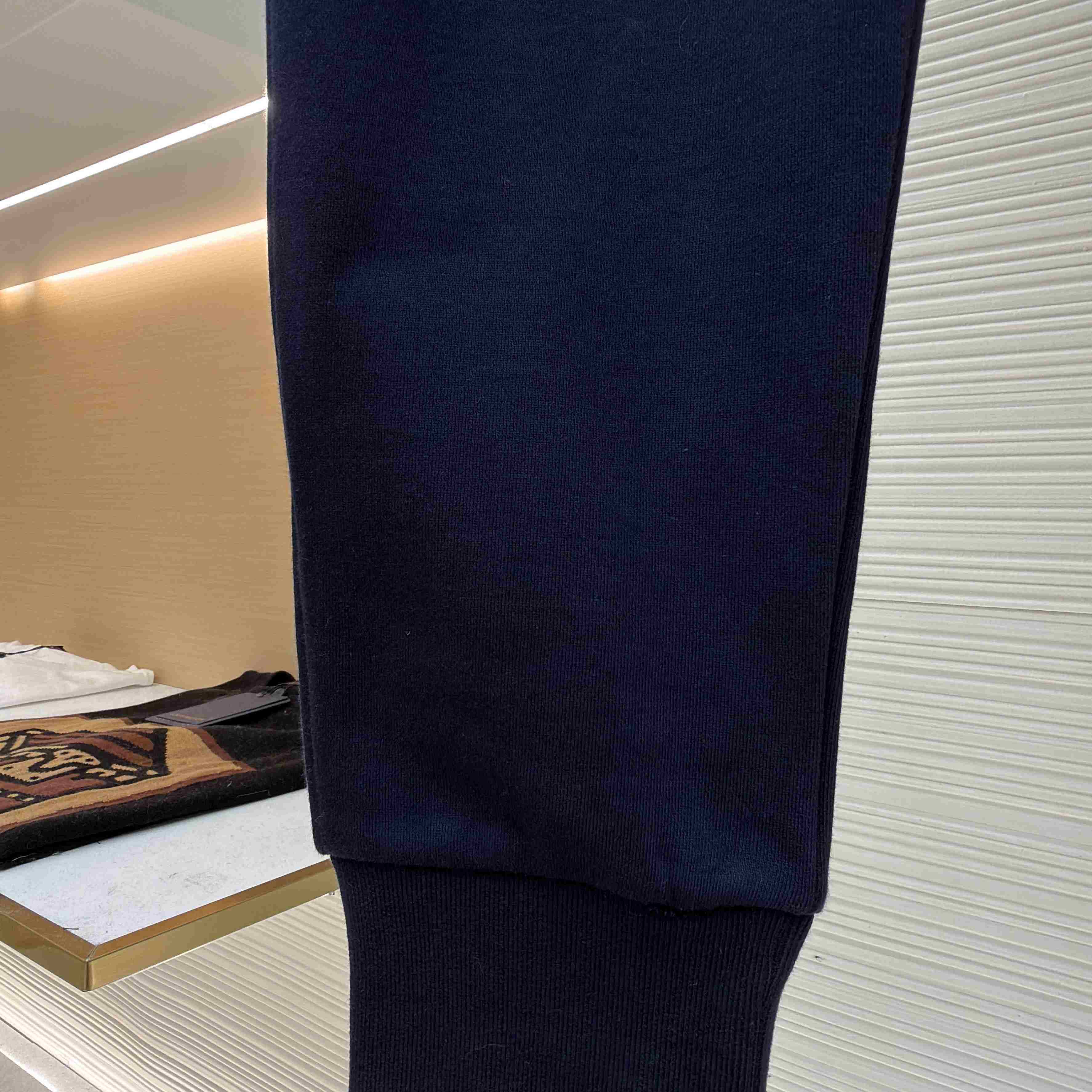 Thom Browne Classic Loopback 4-Bar Sweatpants - DesignerGu