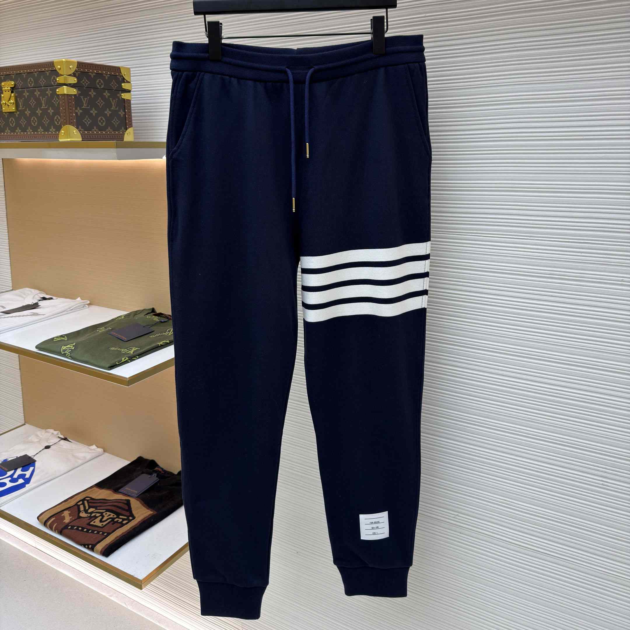 Thom Browne Classic Loopback 4-Bar Sweatpants - DesignerGu