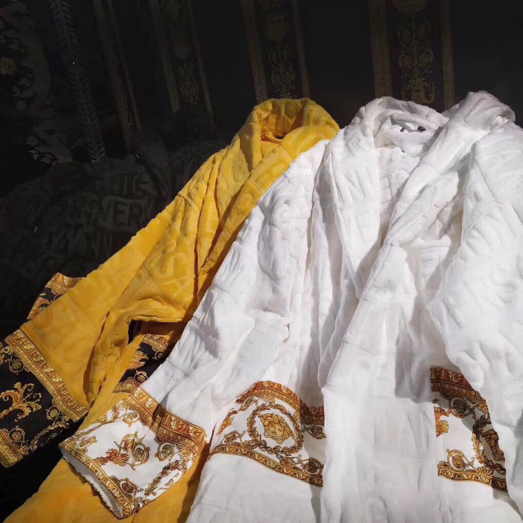 Versace Embroidered Bathrobe Yellow - 