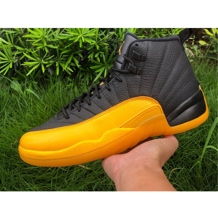 Jordan AJ12 "University Gold" - 