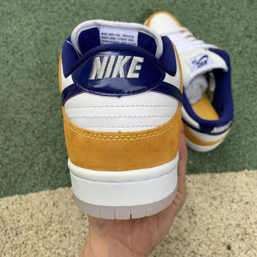 Nike SB Dunk Low Pro "Laser Orange" - 