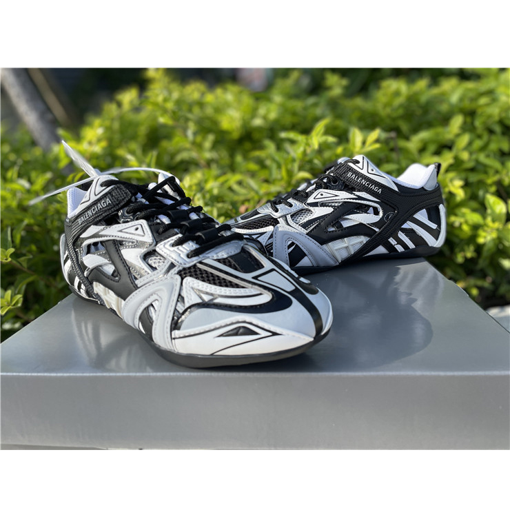 Balenciaga Drive Panelled Sneakers - 