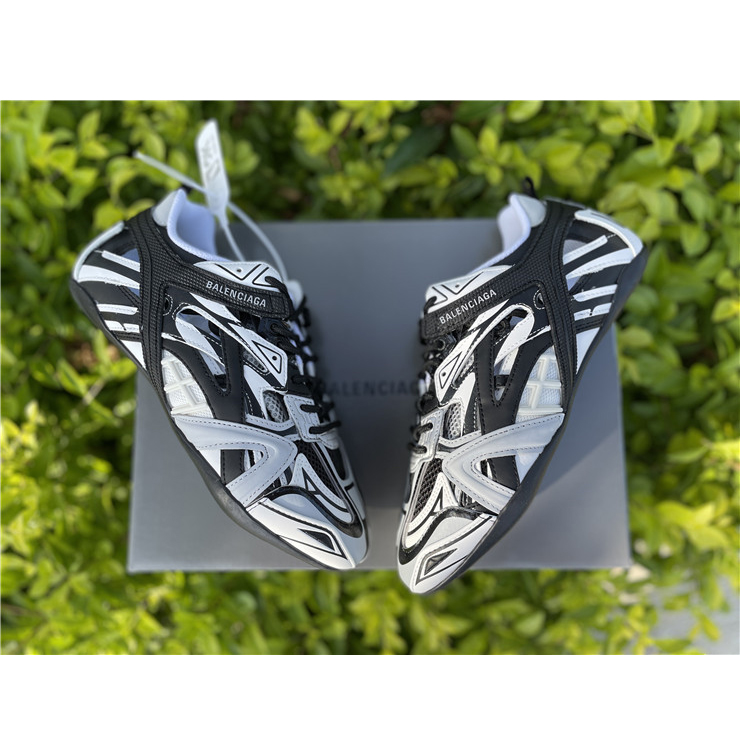 Balenciaga Drive Panelled Sneakers - 