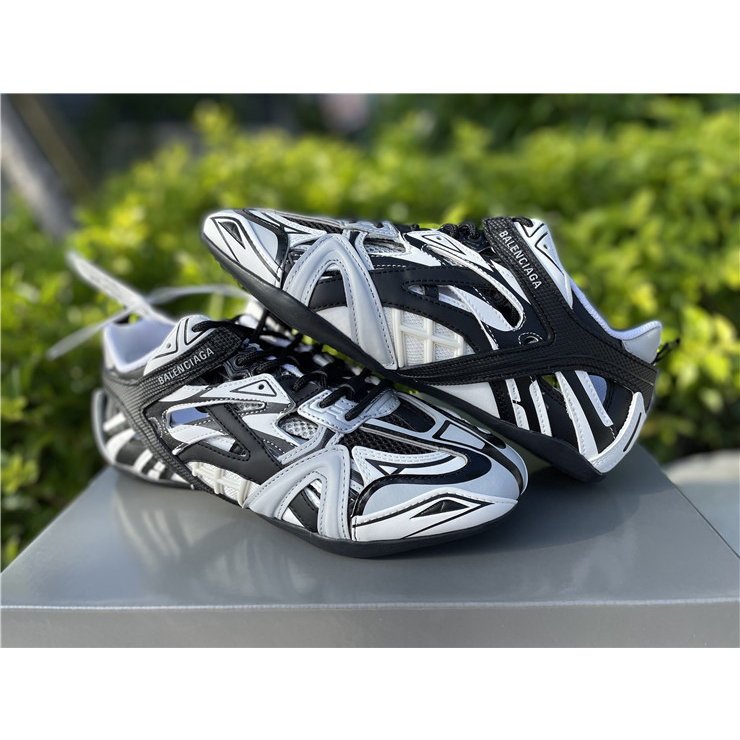 Balenciaga Drive Panelled Sneakers - 