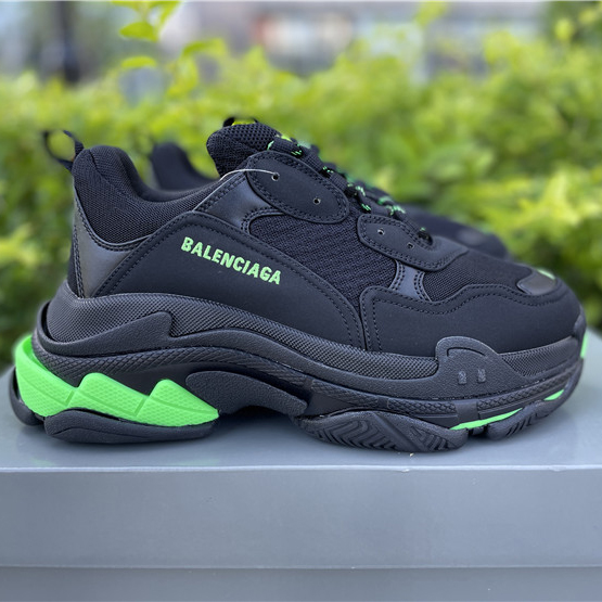 Balenciaga Triple S Sneaker - 