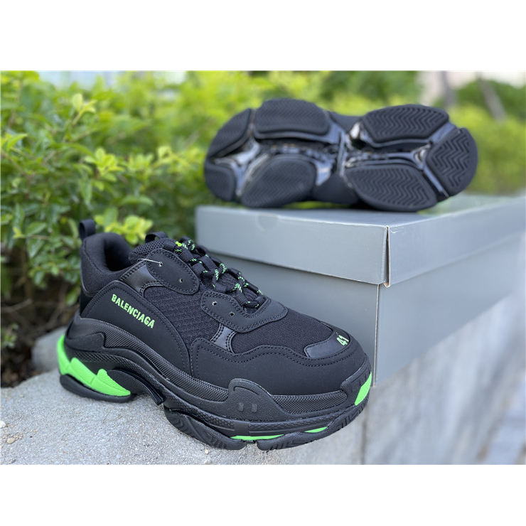 Balenciaga Triple S Sneaker - 