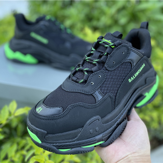Balenciaga Triple S Sneaker - 