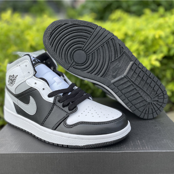 Jordan Air 1 High OG Sneakers - 