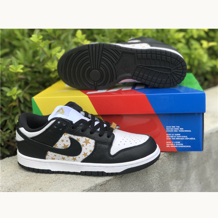 Nike SB Dunk Low "Black Stars" DH3228-102 - 