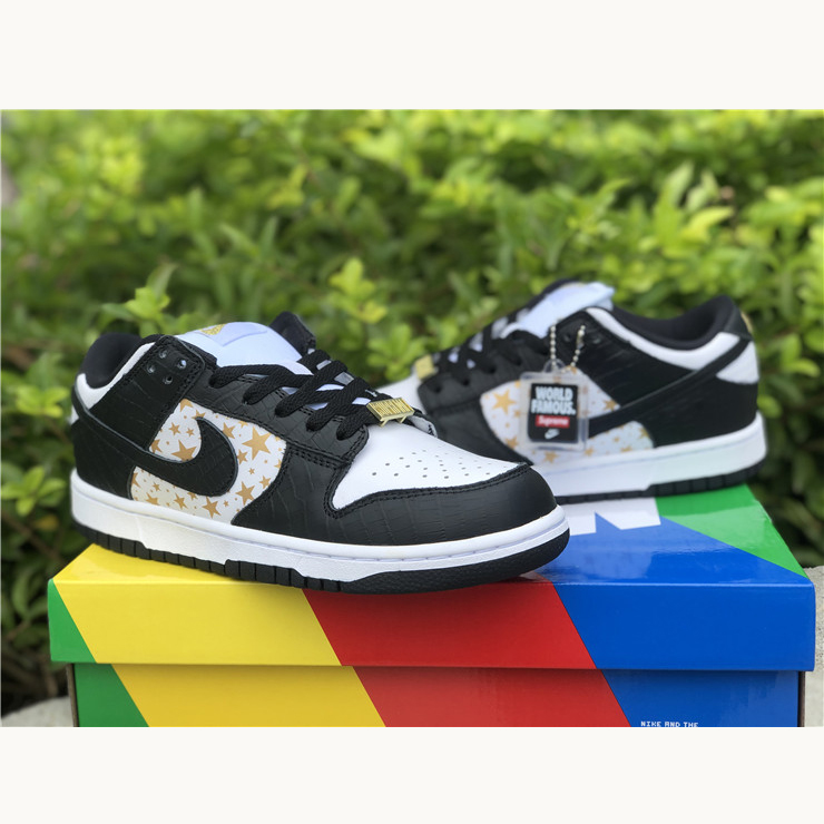 Nike SB Dunk Low "Black Stars" DH3228-102 - 