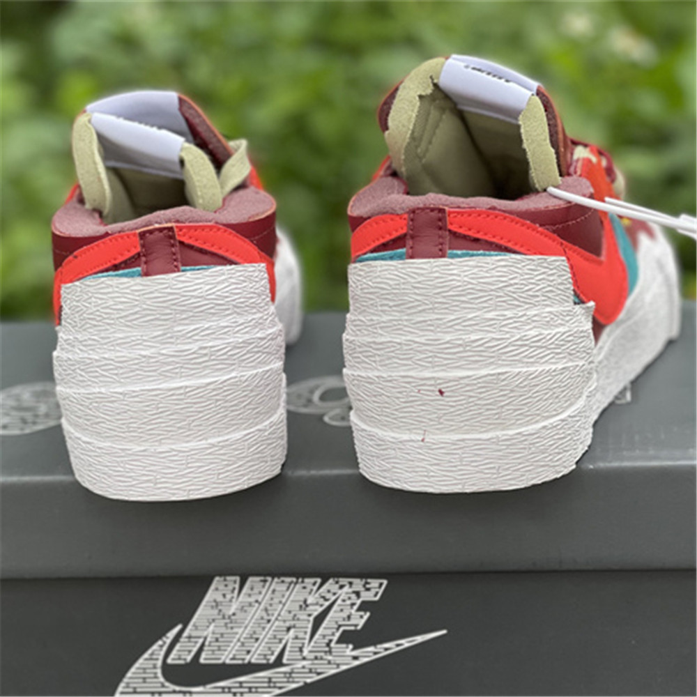Nike X Sacai X Kaws Blazer Low Union Sneaker - 