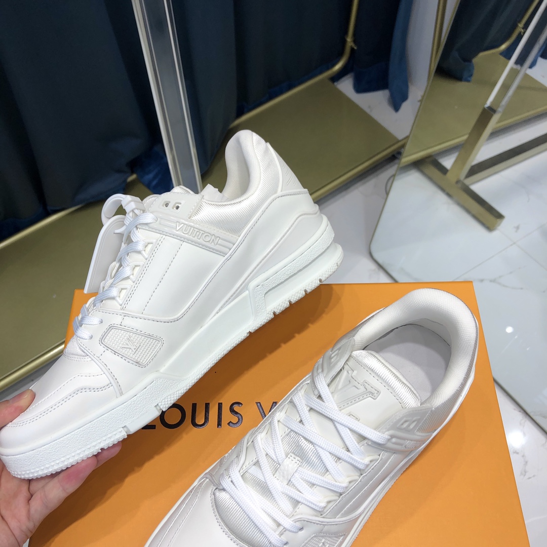 Louis Vuitton Trainer Sneaker(Upon UK Size) - 