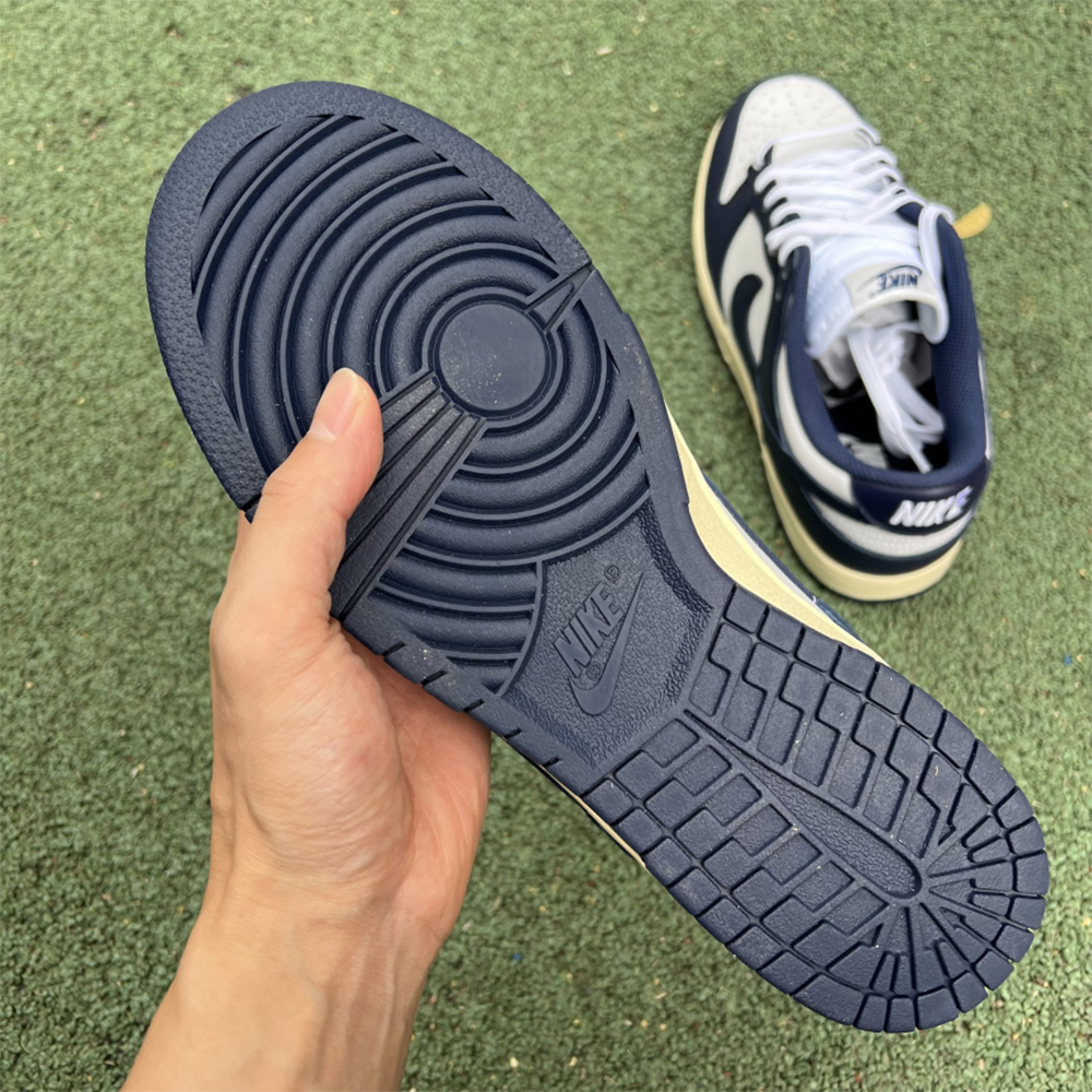 Nike Dunk Vintage Navy Sneaker - DesignerGu