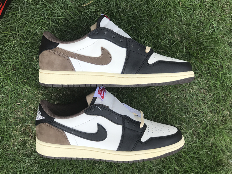 Air Jordan 1  Low Sneaker  CQ4277 105 - 