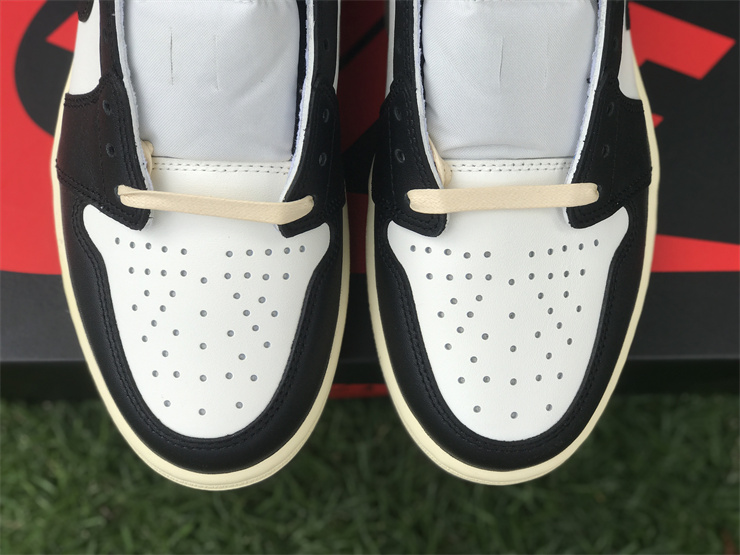Air Jordan 1  Low Sneaker  CQ4277 105 - 