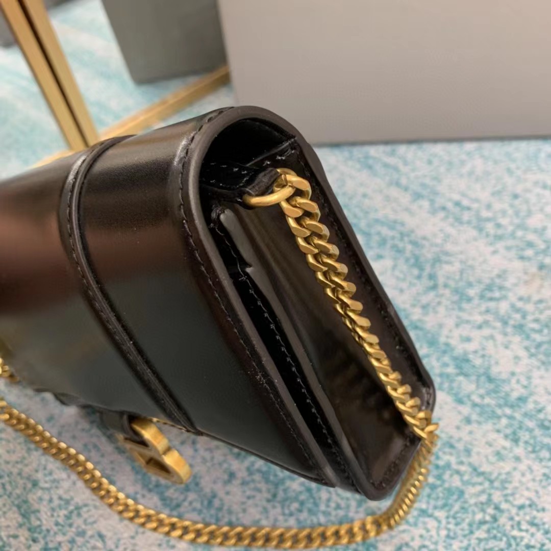 Balenciaga Hourglass Wallet On Chain (19.5-12-5cm) - 
