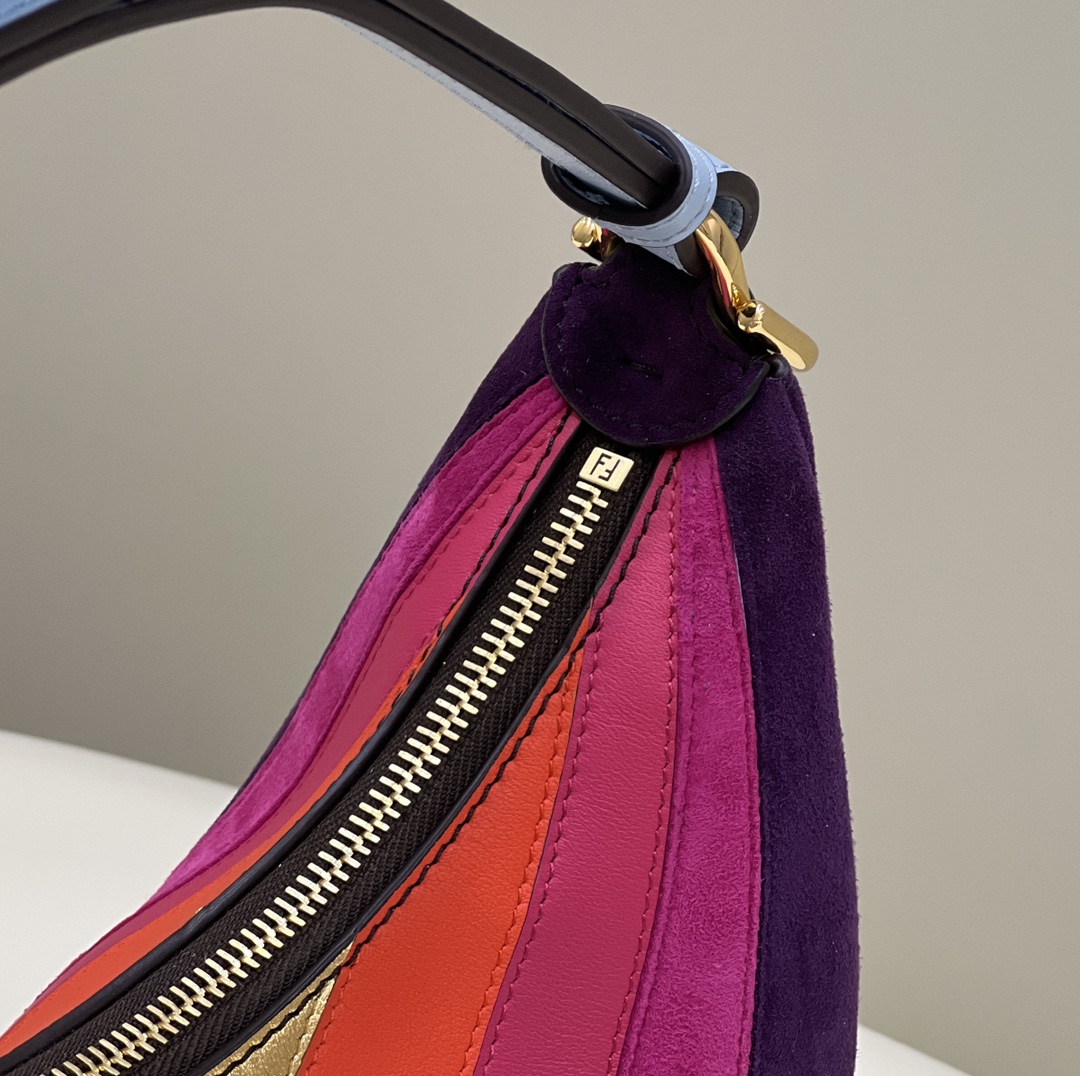Fendi Graphy  Leather Bag(29*24.5*10cm) - 