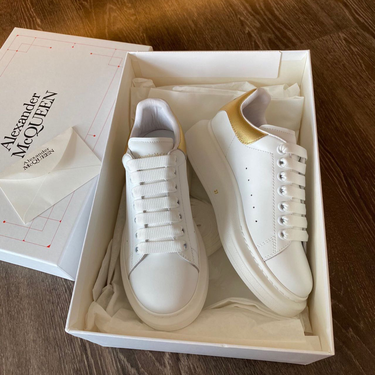 Alexander Mqueen Men's Oversized Metalic Leather Platform Sneakers - 