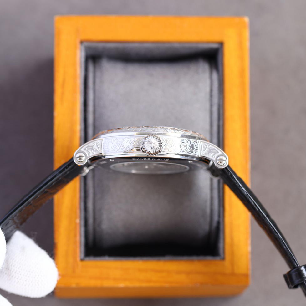 Patek Philipps Sa Watch  42mm - 