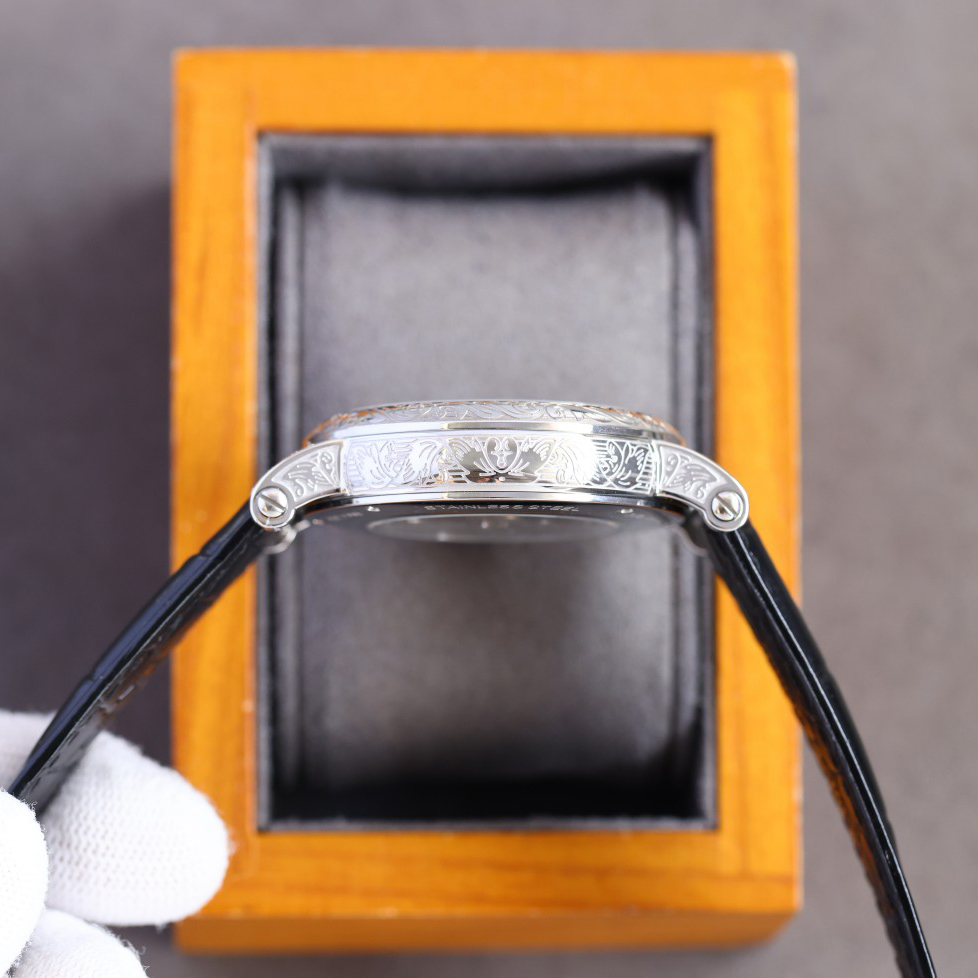 Patek Philipps Sa Watch  42mm - 