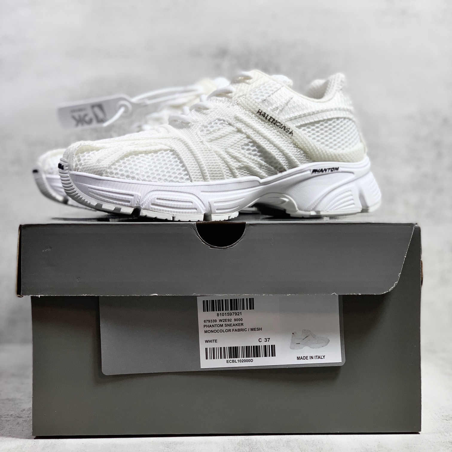 Balenciaga Men's Phantom Sneaker Washed In White - DesignerGu