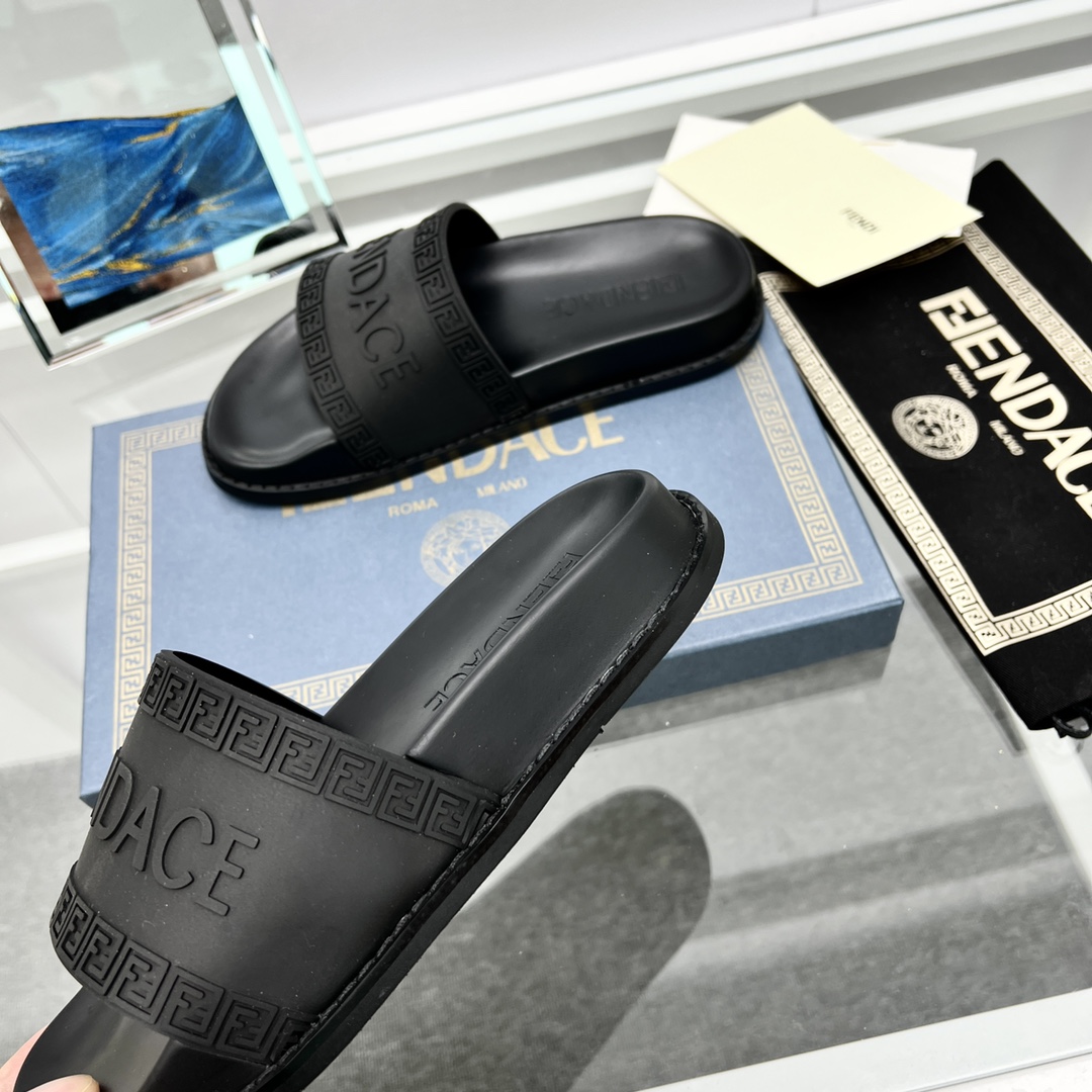 Versace x Fendi Fendace Logo  Sliders - 