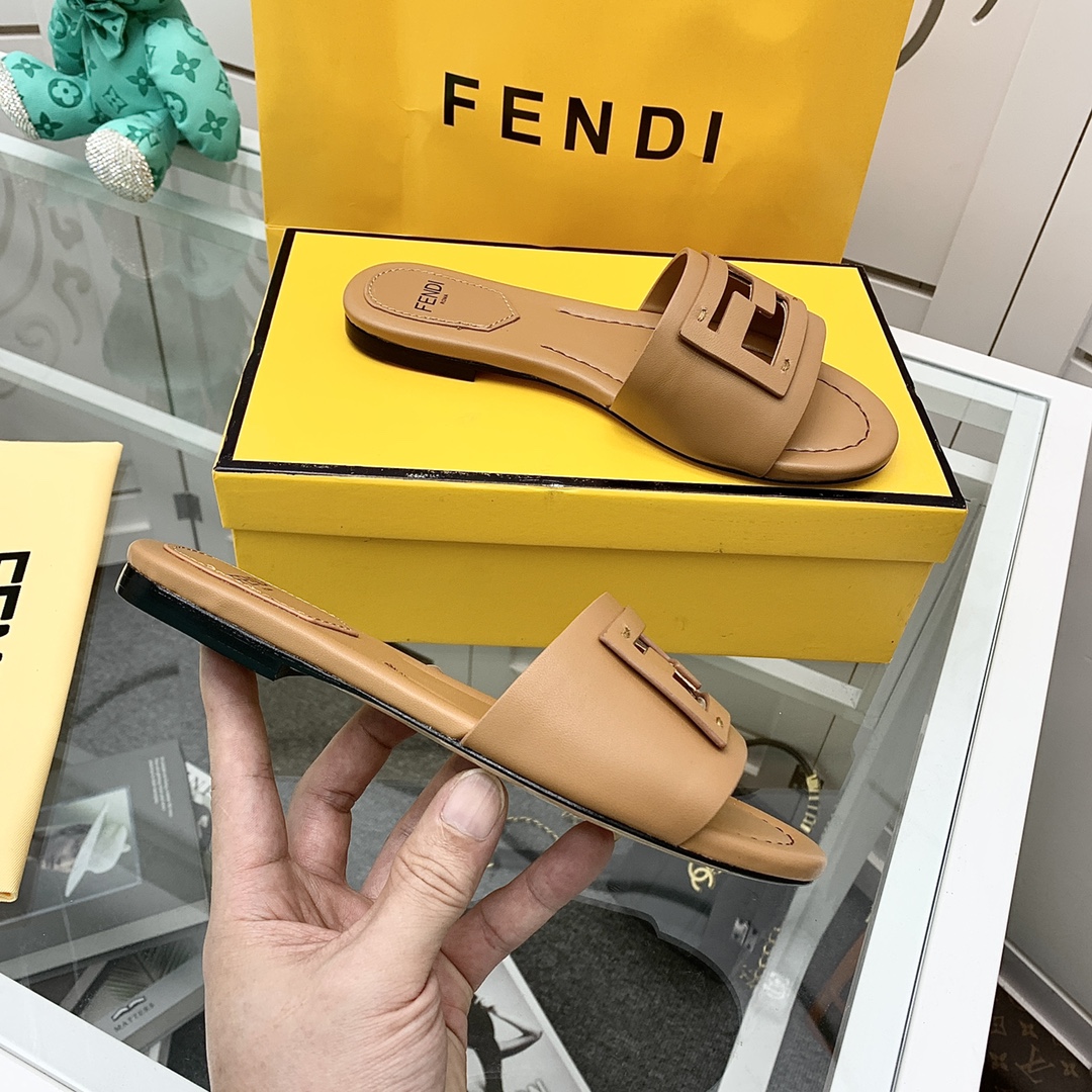 Fendi Signature Brown Leather Slides - DesignerGu