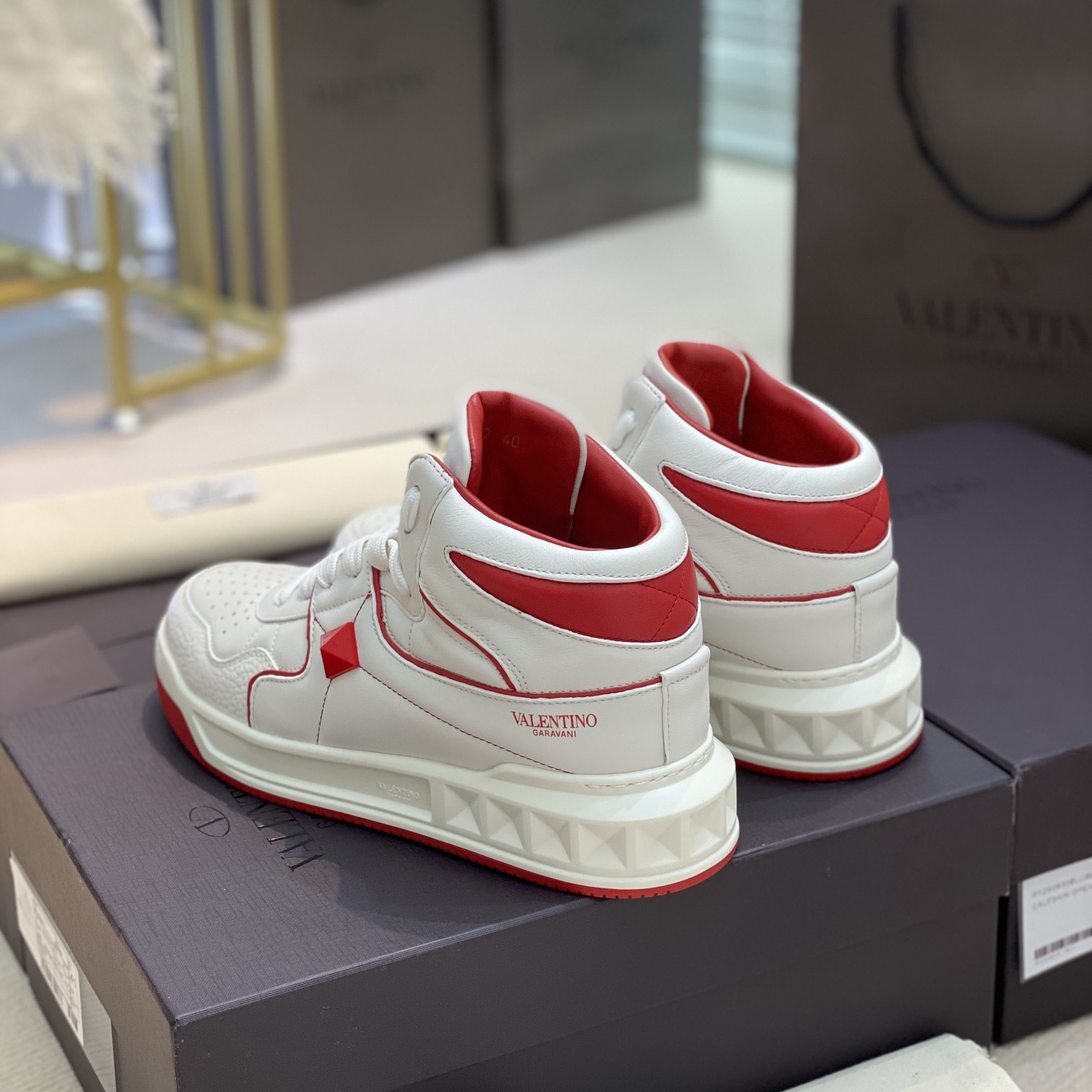 Valenti One Stud Mid-Top Nappa Sneaker - 