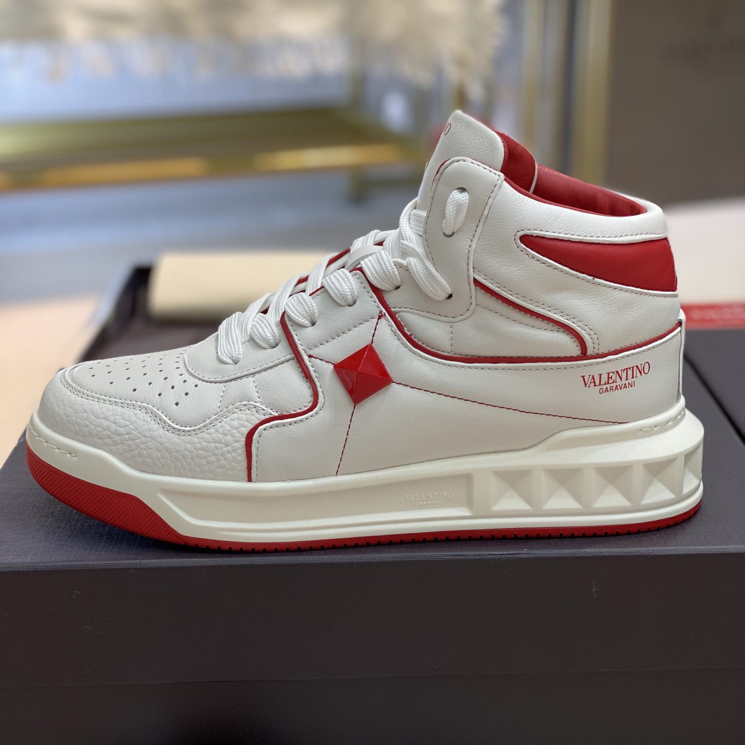 Valenti One Stud Mid-Top Nappa Sneaker - 