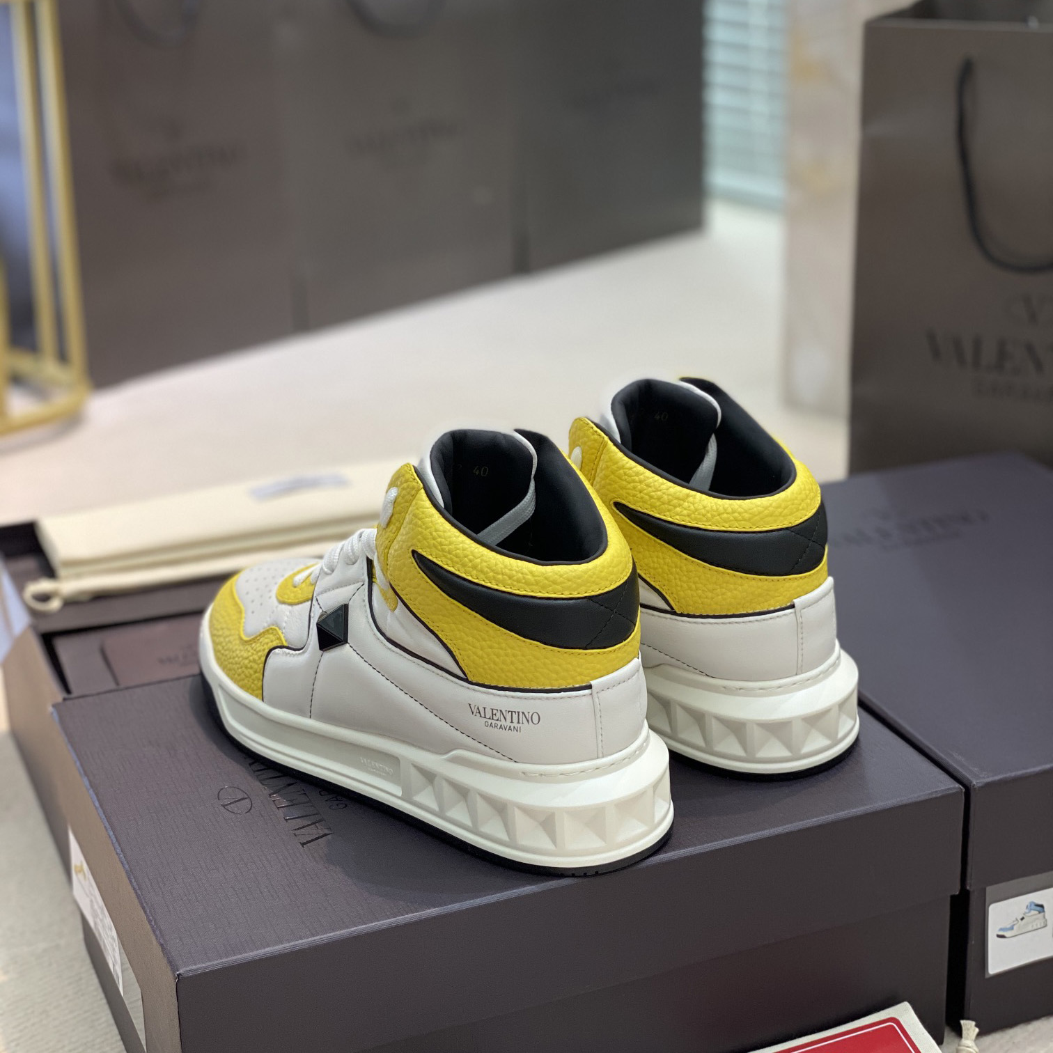 Valenti One Stud Mid-Top Nappa Sneaker - DesignerGu