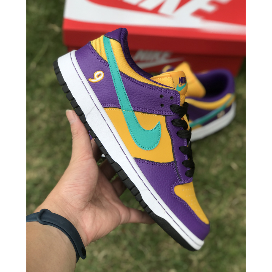 Nike Dunk Low “Lisa Leslie” Sneaker     DO9581-500 - DesignerGu
