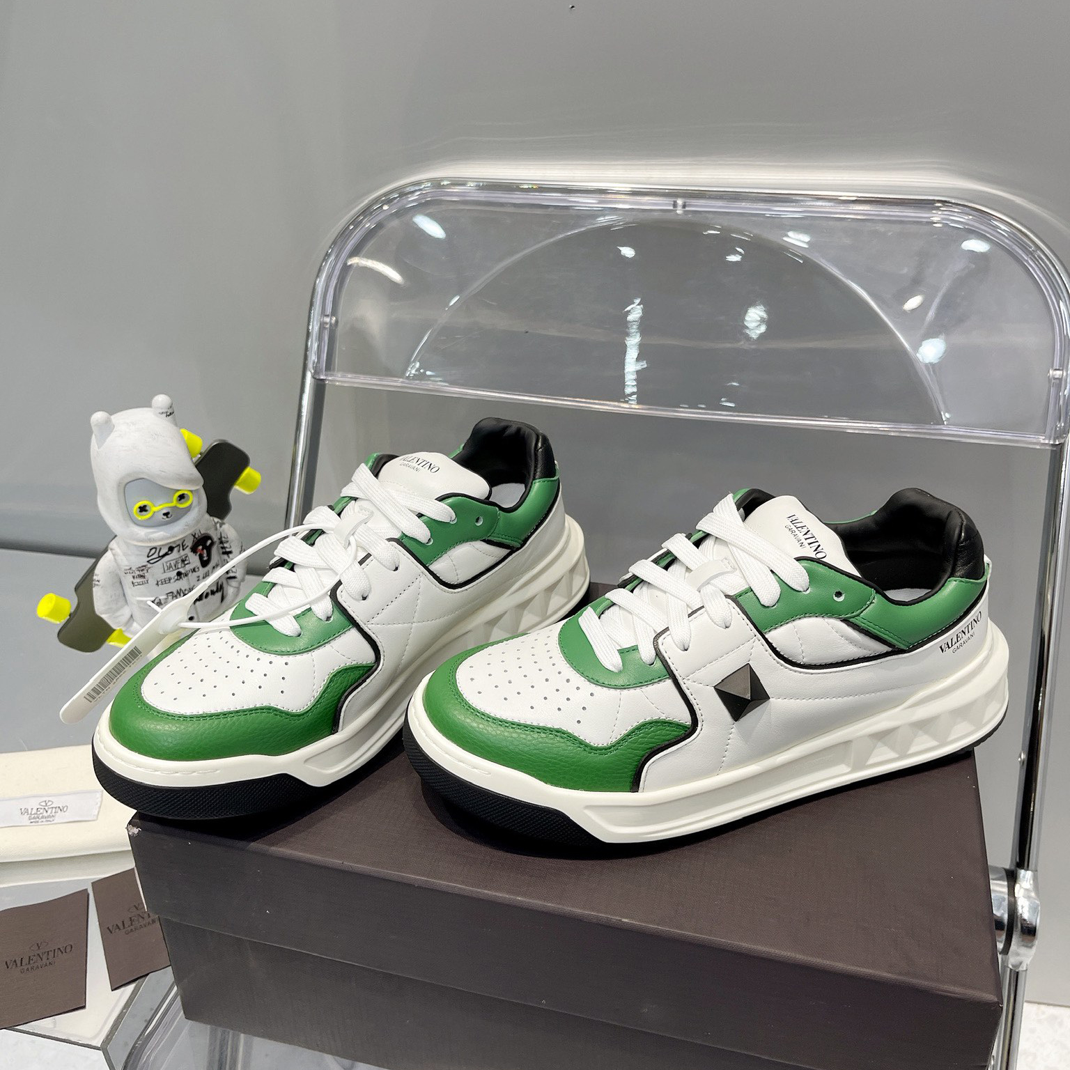 Valenti One Stud Low-Top Calfskin Sneaker - DesignerGu