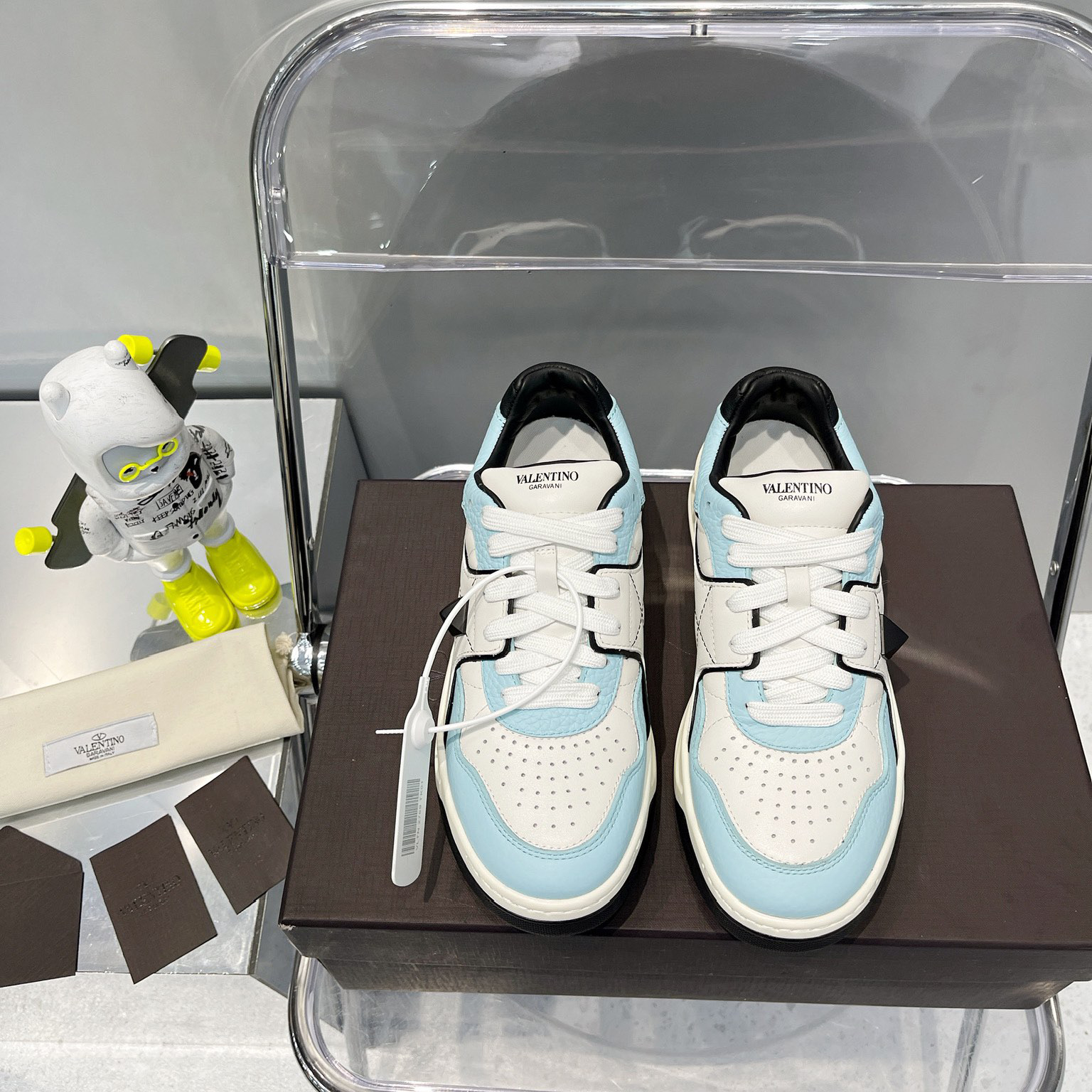 Valenti One Stud Low-Top Calfskin Sneaker - DesignerGu