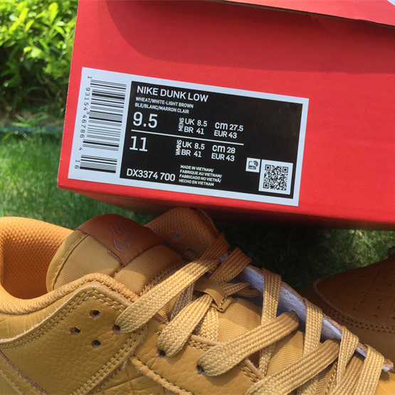 Nike SB Zoom Dunk Low Sneaker  DX3374-700 - 