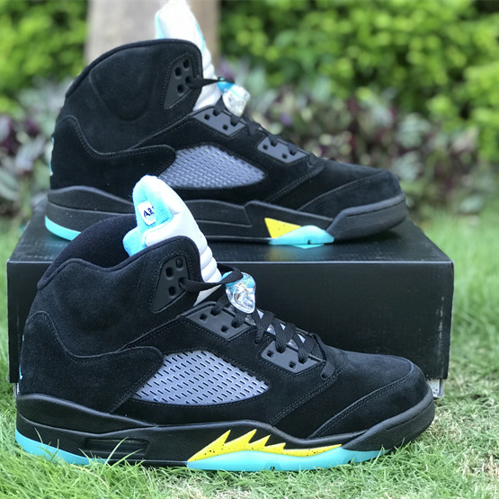 Nike Air Jordan Retro 5"Black Aqua" Sneaker     DD0587-047 - 