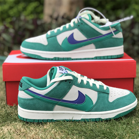  Nike Dunk Low SE “85” Sneaker        DO9457-101 - 