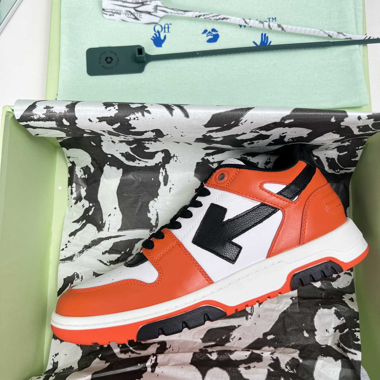 Off White Out Of Office Sneakers  - DesignerGu