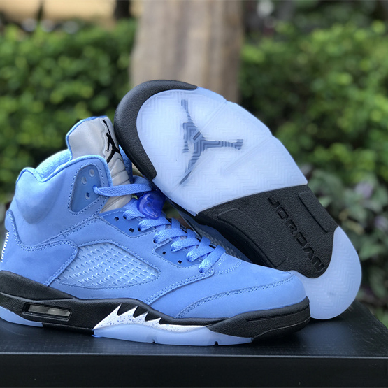  Air Jordan 5 “UNC"  Sneaker     DV1310-401  - DesignerGu