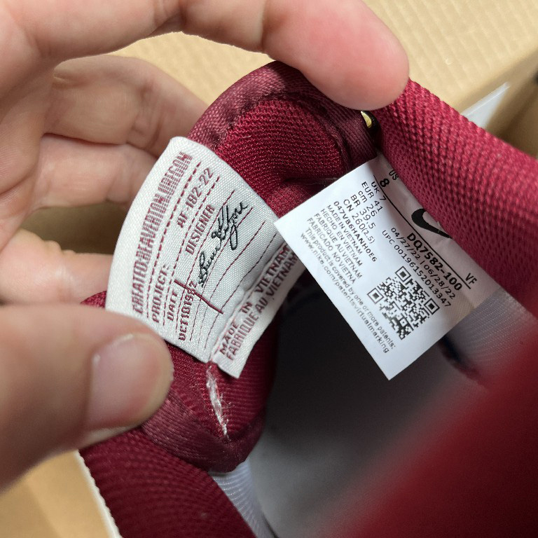 Air Force 1 07 LV8"Light Blue/Love" Sneaker      DQ7582-100 - 