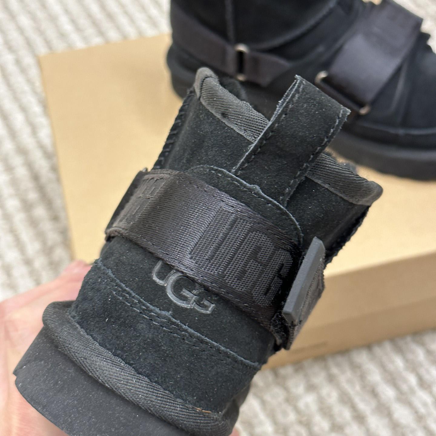 Ugg Logo Boots - 