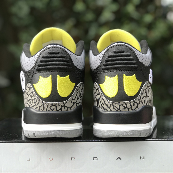 Air Jordan 3  Sneakers   - 