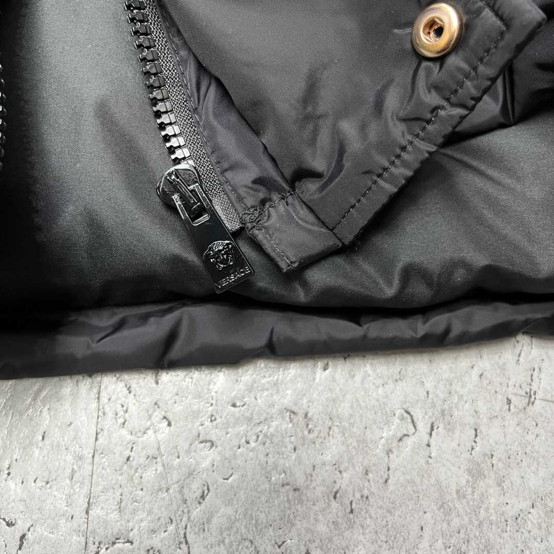 Versace La Greca Puffer Jacket - 