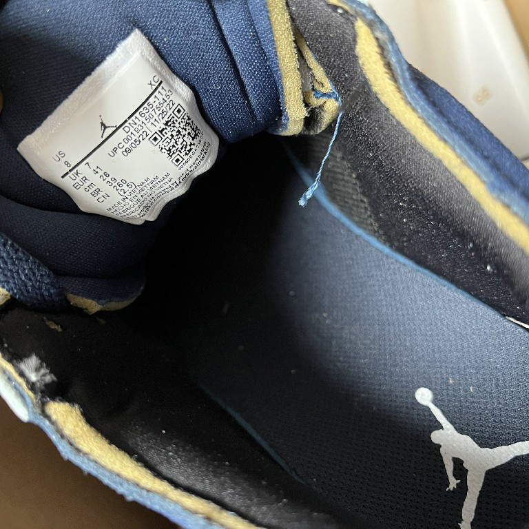 Air Jordan 1 Low "White And Antom"Sneakers       DN1635-111 - 