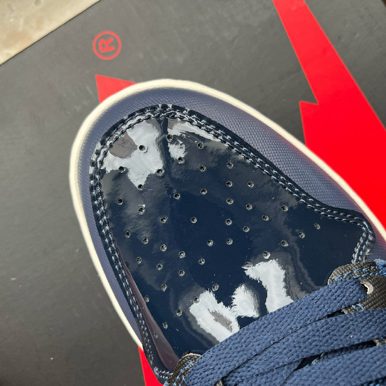 Air Jordan 1 Low "White And Antom"Sneakers       DN1635-111 - 
