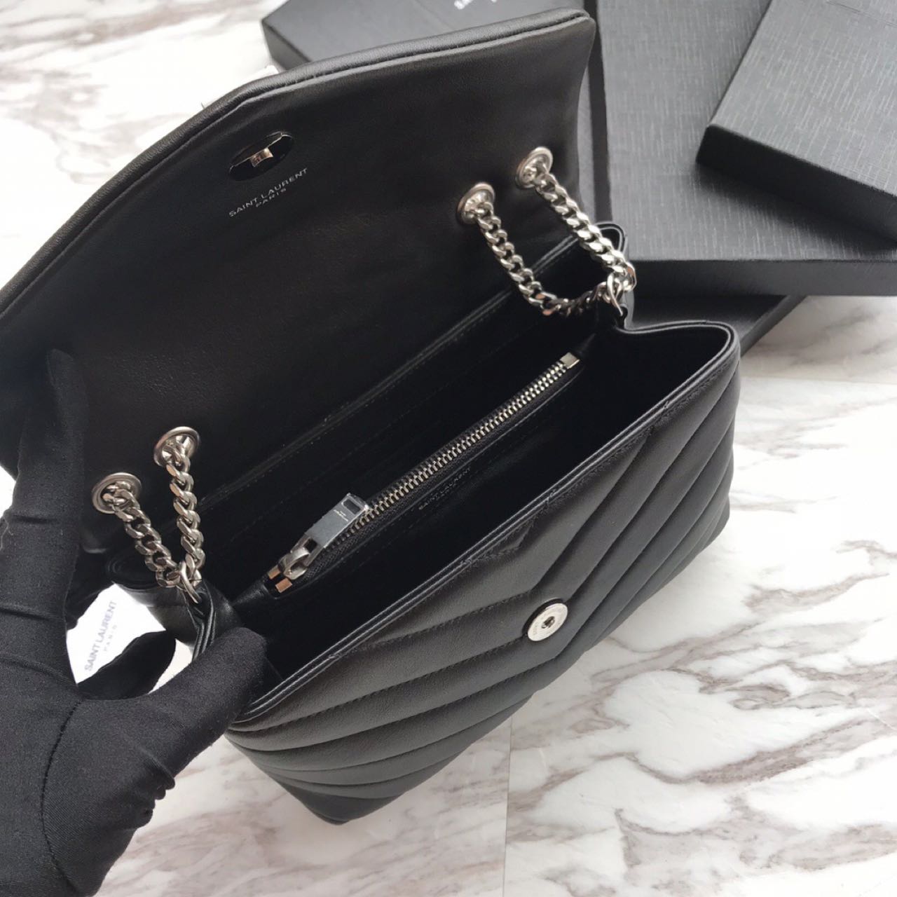 Saint Laurent Loulou Small Chain Bag In Quilted "Y" Leather(25cm) - 