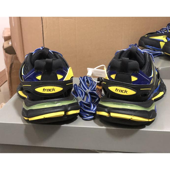 Balenciaga Tess Sneaker  - 