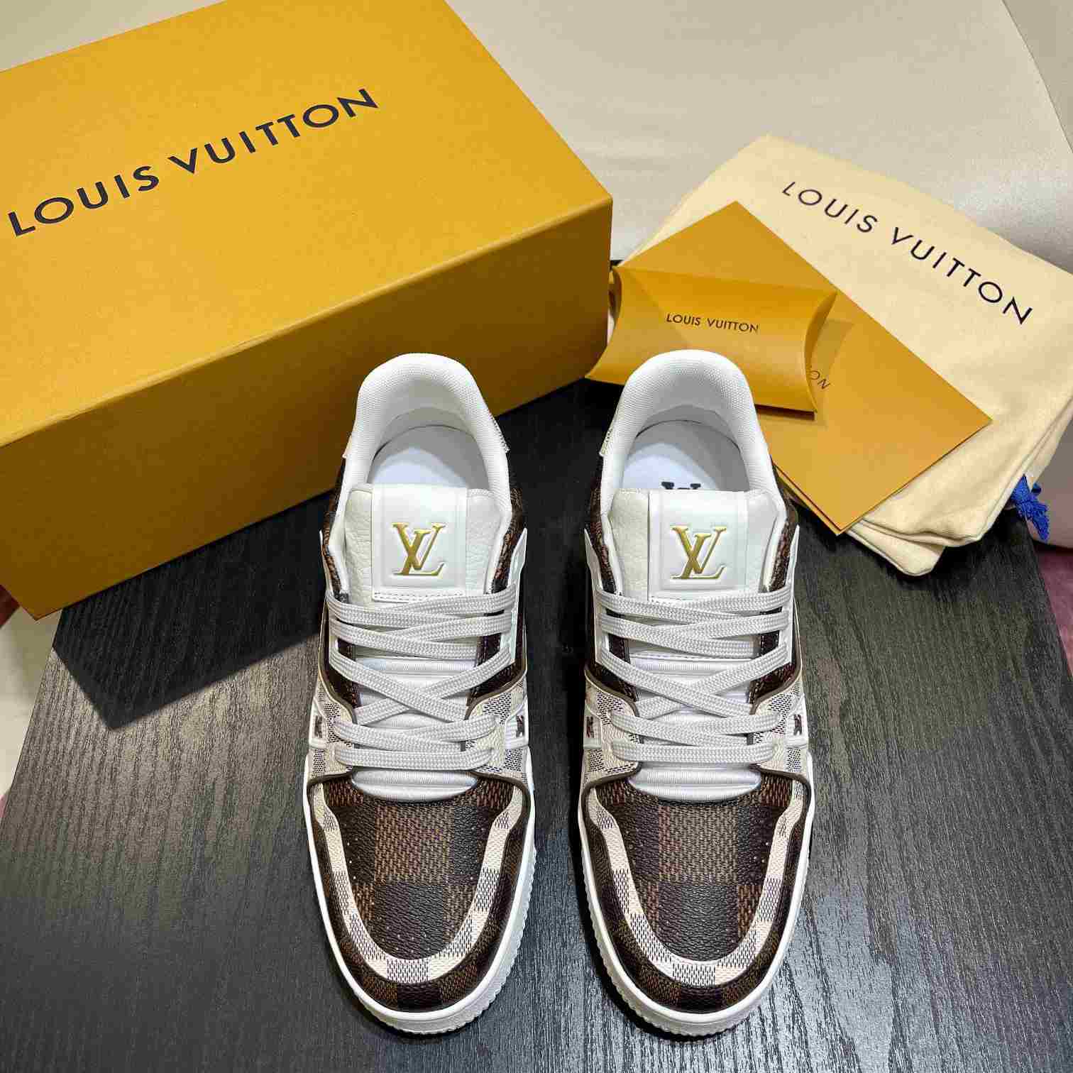 Louis Vuitton LV Trainer Sneaker    (Upon UK Size)   1AAV8Y - 