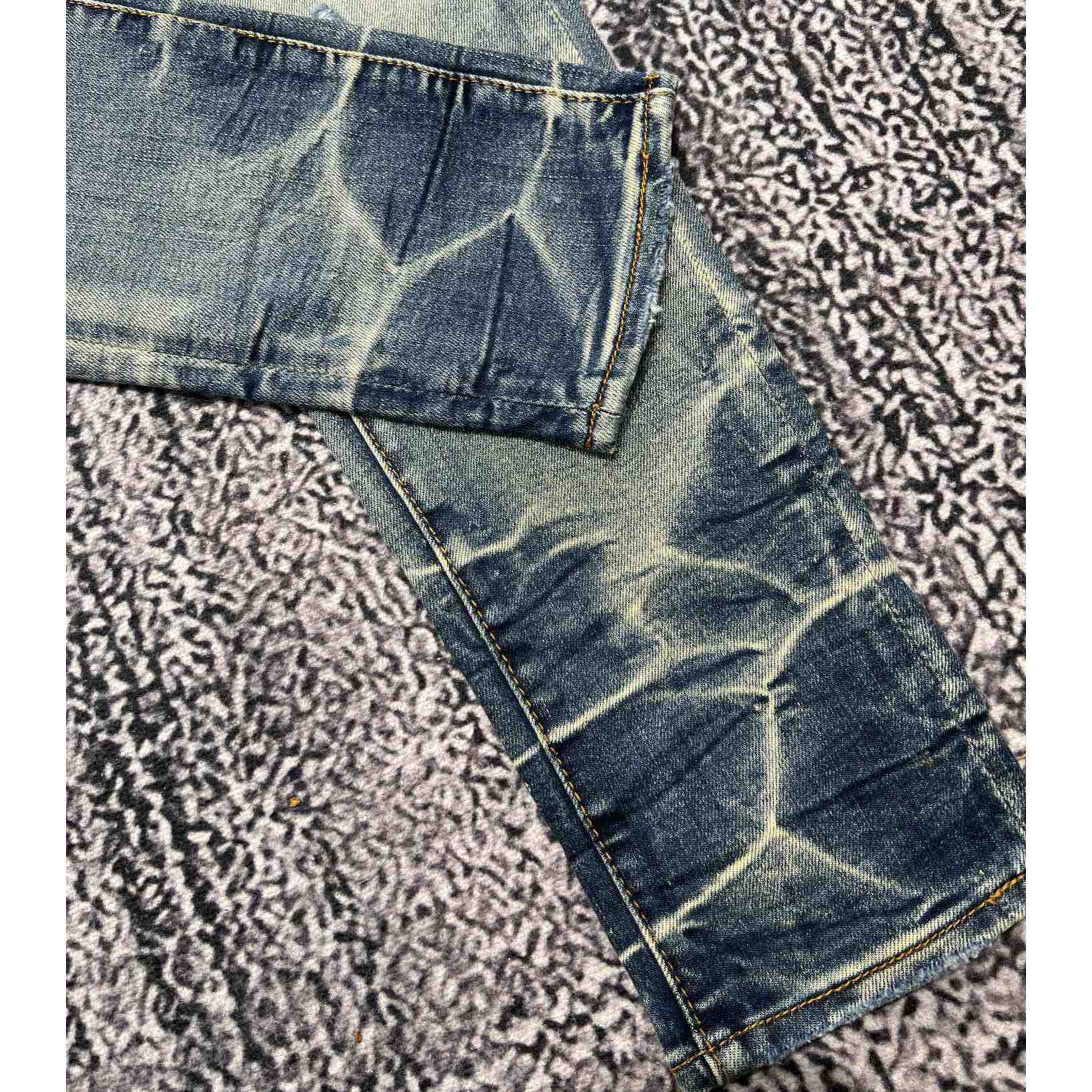 Amiri Slim Fit Jeans    531 - DesignerGu