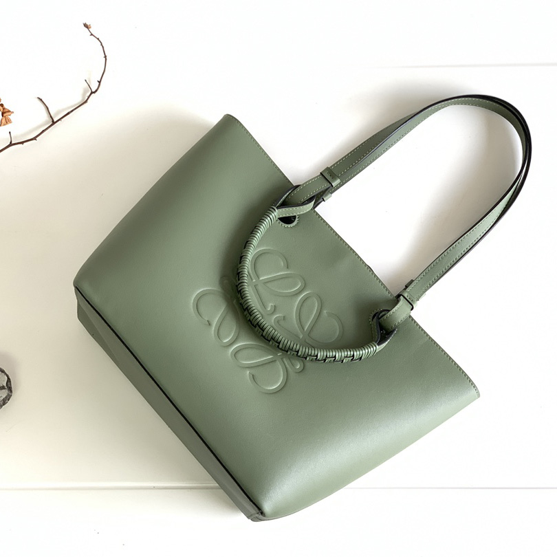 Loewe Small Anagram Tote Bag In Classic Calfskin - 