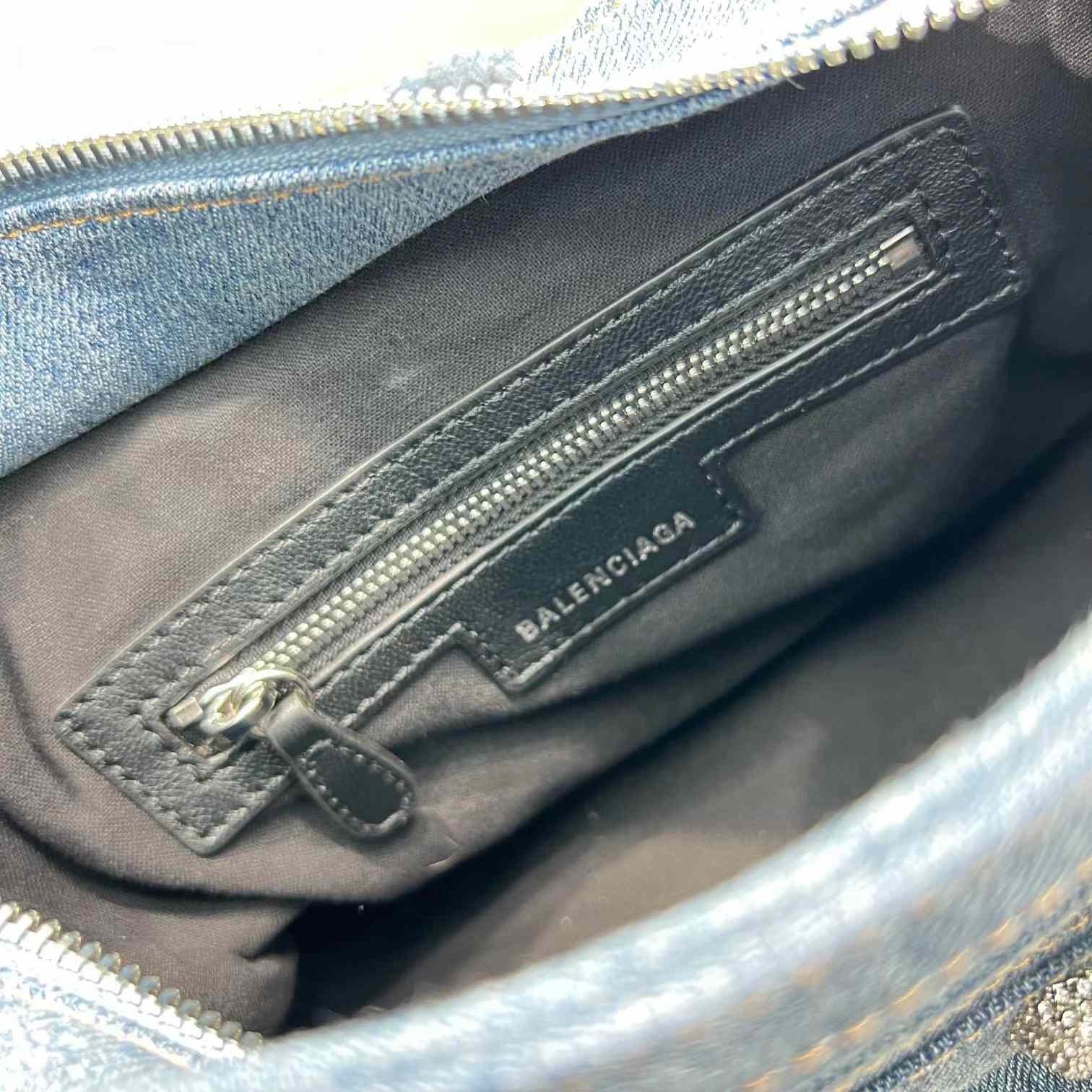 Balenciaga Neo Cagole XS Handbag In Denim - 